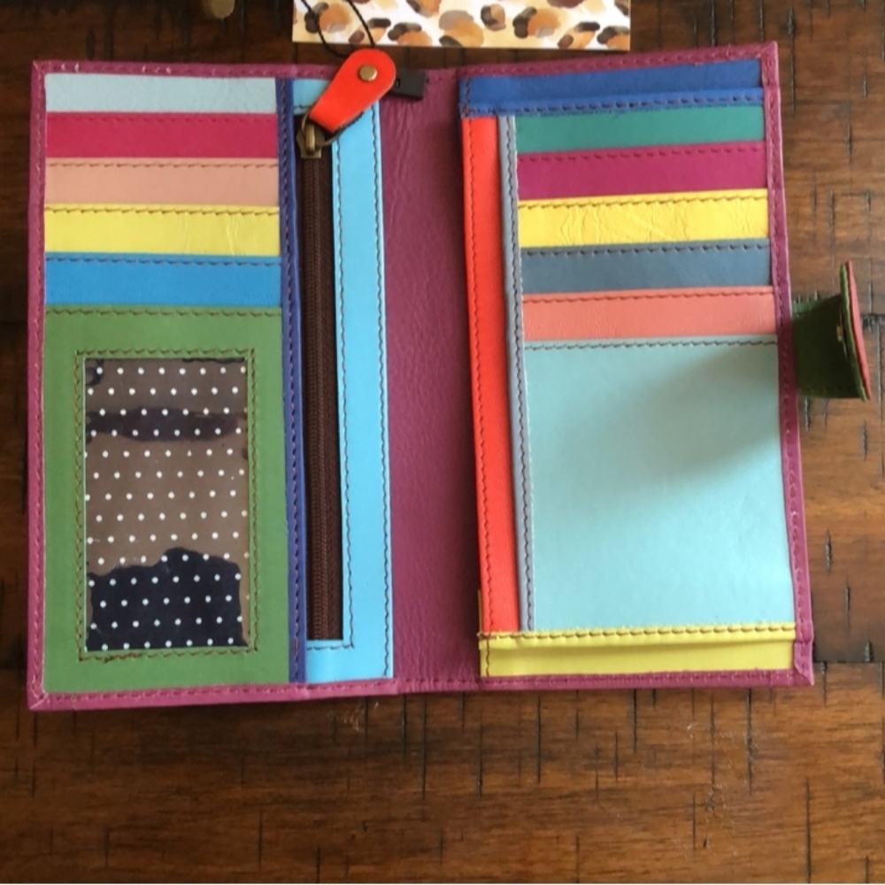 CALF HAIR HOUNDSTOOTH NWT WALLET - Picture 3 of 5